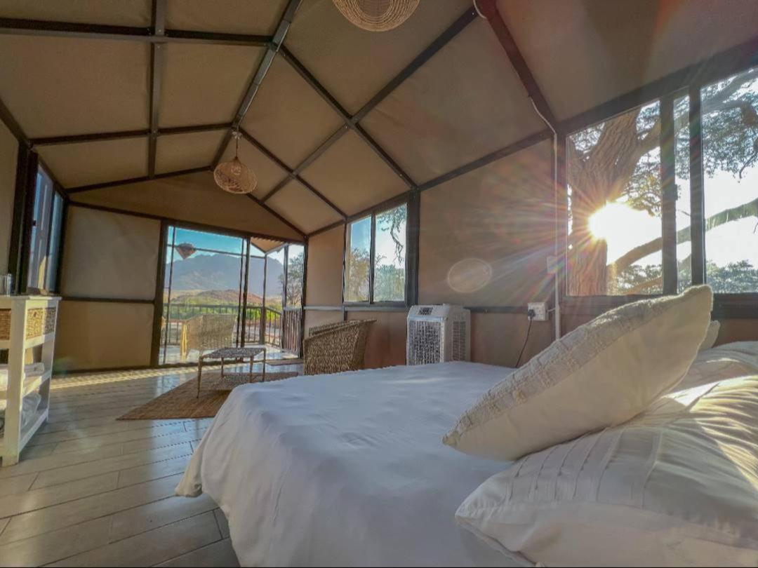 Brandberg White Lady Lodge Uis Buitenkant foto