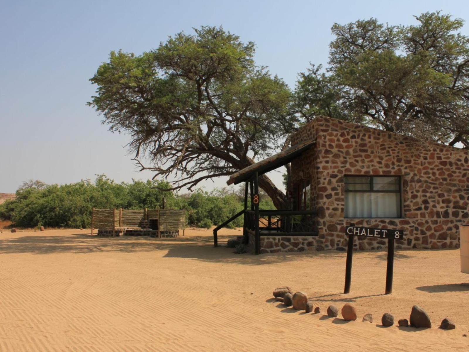 Brandberg White Lady Lodge Uis Buitenkant foto
