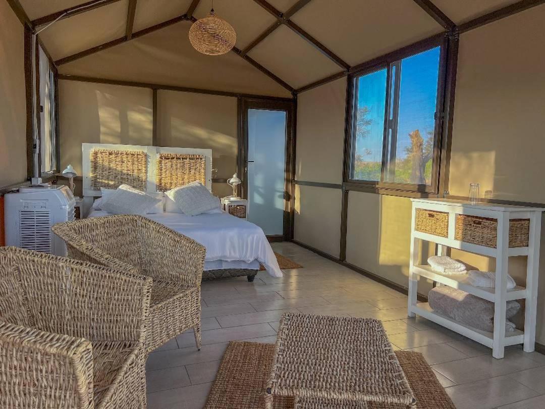 Brandberg White Lady Lodge Uis Buitenkant foto