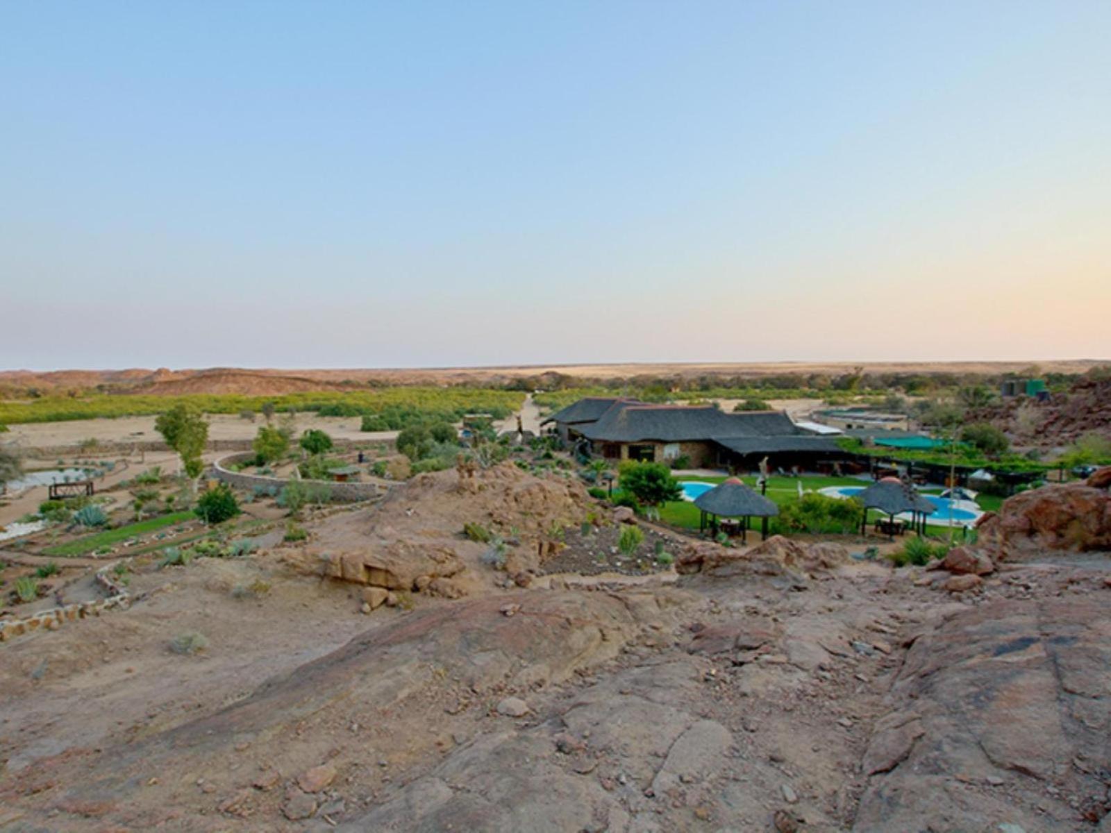 Brandberg White Lady Lodge Uis Buitenkant foto